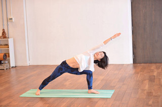 憧れのフィギュアスケーターボディーへ! (1) フィギュア・鈴木明子のような美脚を手に入れるためのポーズ