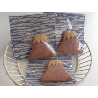 すみだ北斎美術館開館記念に竹炭を使用したマクロビスイーツが発売