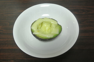 簡単で激ウマなズボラダイエットレシピ (19) 糖質制限時の味方! アボカドとチーズで作るアレの代用レシピ