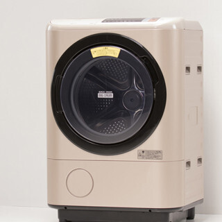 大野智、松本潤のアドバイスで"白シャツ羽織り"奮闘! 日立洗濯乾燥機新CM