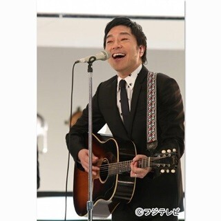 ウルフルズ、『スマスマ』に2年ぶり登場 - SMAPと「笑えれば」を披露