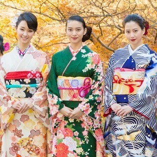 【写真特集100枚】武井咲らオスカー美女10人! にこるん晴れ着で異色コラボ