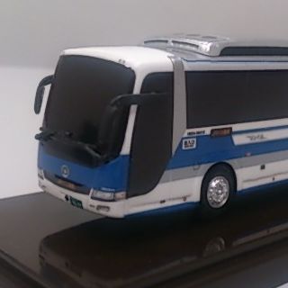 国鉄デザイン復刻バス「青いつばめ」「赤いつばめ」スケールモデル限定発売