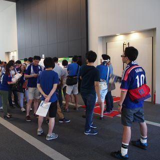 ブラジルW杯 8Kパビリックビューイング観戦記 - 解像度も興奮もフルHDの16倍に!!