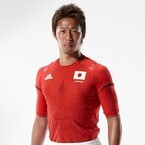 サッカー日本代表、新ユニフォームは燃えたぎる情熱の真紅 - adidas