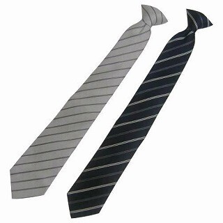 ワンタッチ装着の”シャワーで洗えるシルクネクタイ”と”ニットタイ”登場