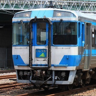 特急「いしづち」一部列車が夏の節電で運転区間短縮、気動車2両での運転に