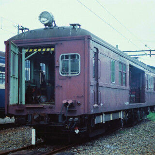 昭和の残像 鉄道懐古写真 (58) 飯田線に残ったスカ色旧型国電、最後の輝き - 伊那松島機関区の”珍車”も
