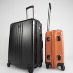 スワニー、特許技術＆ポリカーボネイト採用の新作大型スーツケース発表