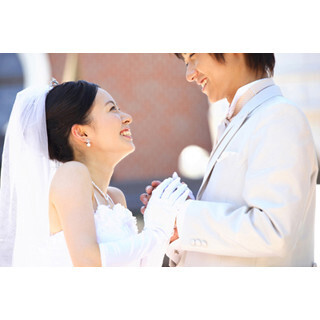 理想の結婚相手は”三高”より”三平” - だが、女性が男性に求める年収682万円