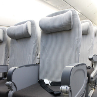 航空トリビア (20) 座席の一番広い航空会社はどこ?