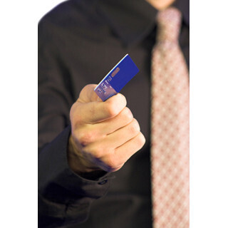 消費増税に備える! 柳澤美由紀の”生活防衛術” (7) クレジットカードを有効活用するための”3つの法則”とは?