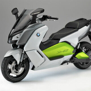 BMWモトラッド、量産電動スクーターのプロトタイプ「C evolution」発表
