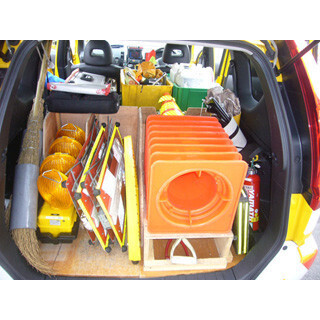 高速トリビア (11) 1年間で地球約493周分を走る、 ハイウェイパトロールカーに迫る