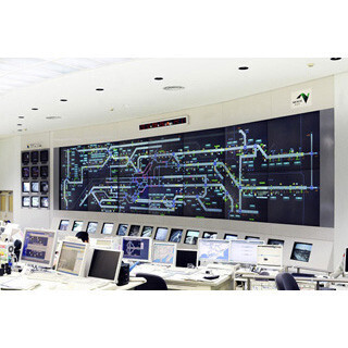 高速トリビア (12) 高速管理の司令塔『道路管制センター』とは? (1)--交通管制室が情報基地!