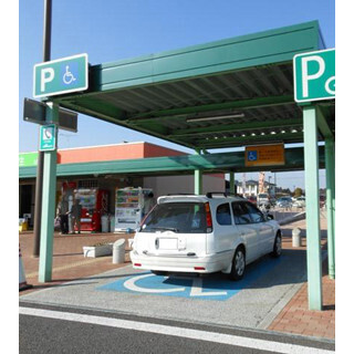 高速トリビア (28) 駐車場は”戦場”なのか!? 仁義なきサービスエリア