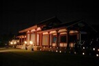 愛知県三河国分尼寺の伽藍を千個の灯火で照らす「天平ロマンの夕べ」開催