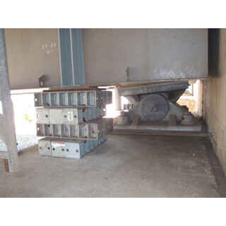 高速トリビア (36) 橋梁の”影の主役”--「支承」と「ジョイント」