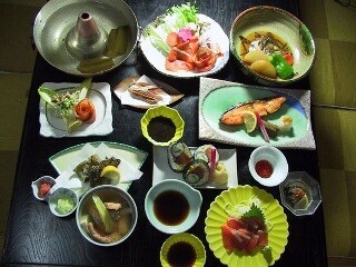 北海道民にとってもレアすぎる絶品「シャケフルコース」ってどんなもの?