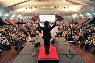 神奈川県横浜市で、管打楽器愛好者が演奏するコンサート開催