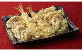 天丼てんやから「年越し天ぷら」好評予約受付中。2,000円の天ぷらも。