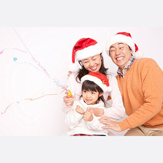 Xmasに食べるものとは?--「スーパーの唐揚げを一人で」「親と寂しくケーキ」