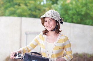 【話題】一見すると帽子のように見える自転車用ヘルメット「カポル」