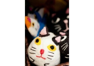 東京都中央区月島に、昔ながらの猫雑貨屋さんがあるの知ってる?