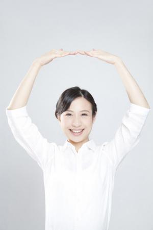 誘いを断るときのスマートな言い方「Keep me in the loop.」【知っているとちょっとカッコいい英語のコネタ】