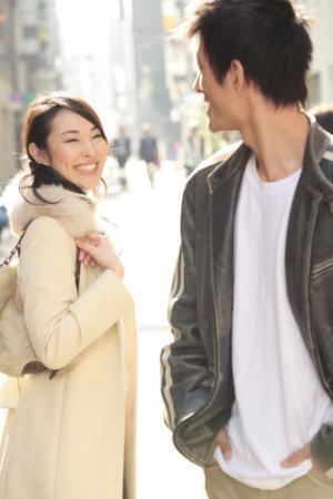 レディファーストの振る舞いで間違っているのはどれ?【今さら聞けない社会人のマナー】