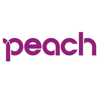 大阪府・関空の格納庫でLCC・ピーチのツアー!　CAとの撮影会や飛行機教室も