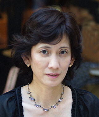 プレゼントにひと工夫。不器用さんでも簡単にできるラッピング術