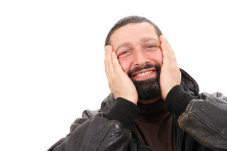 「偽りの愛(Love in disguise)」って何?【知っているとちょっとカッコいい英語のコネタ】