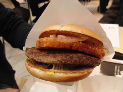 【エンタメCOBS】全部食べると2,457kcal。「Big America2」のカロリー