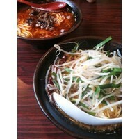 【雑学キング！】プロに聞く、スマホやケータイのカメラで料理写真を美味しそうに撮る方法