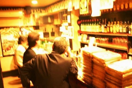 【コブスくんの使えそうな仕事術】Facebookより役に立つ!?　伝説の「ゴールデン街」で仕事力アップ!