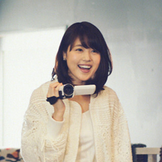 有村架純、家具屋にサプライズ登場で自ら撮影 - マイナビバイト新CM