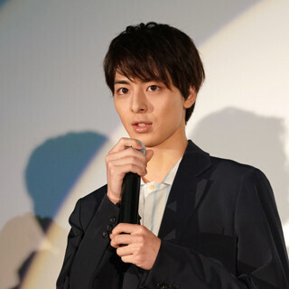 高杉真宙、ひまわり畑で「青春を送りたい」 知多半島で主演映画ロケ