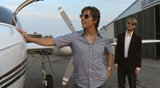 トム･クルーズが半ケツ披露!? "トムの日"に衝撃映像公開