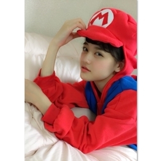 ＝LOVE高松瞳のセクシーなマリオ姿に「可愛すぎ」とファン歓喜
