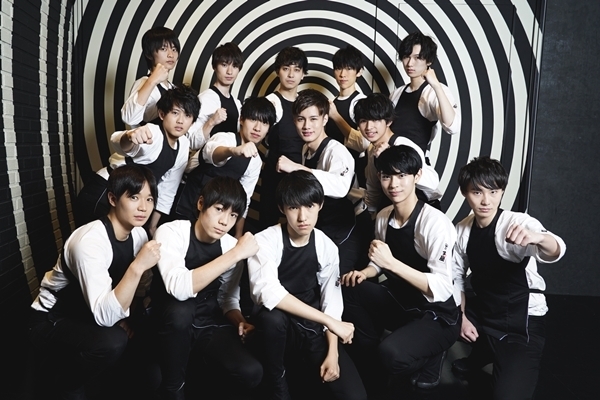 菊地亜美、後輩から「かわいいよ」に赤面! イケメン集団ウズイチとは?