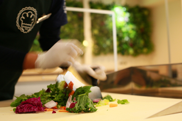 下北沢にチョップドサラダのレストランがオープン