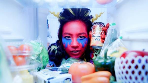 赤鬼の正体は、のんだった! 人間からの変身シーン公開