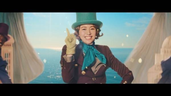 長澤まさみ、チャーミングなダンス披露! ミュージカル風CMで躍動