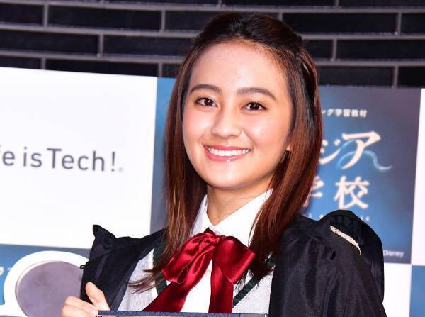 岡田結実、高校3年生となる来年度は「大学受験も頑張りたい」
