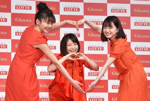 浜辺美波&山田杏奈&久間田琳加、ガーナ新CMキャラクターに就任