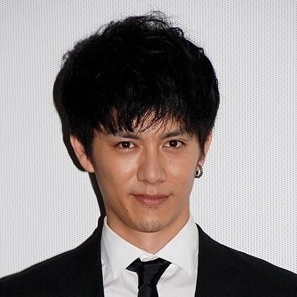 青木玄徳容疑者『闇金ドッグス8』舞台あいさつ中止 - 共演俳優も落胆