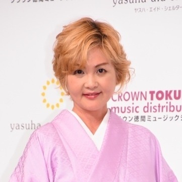 泰葉、YouTubeでイラン人との婚約解消報告 - 原因はジャケ写への一言