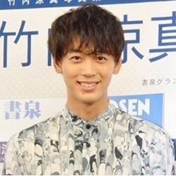 竹内涼真の握手&ハグに観覧女性が感涙! カンニング竹山明かす