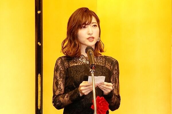 神田沙也加、菊田一夫演劇賞で涙のスピーチ「自分で選んだ大好きな道」